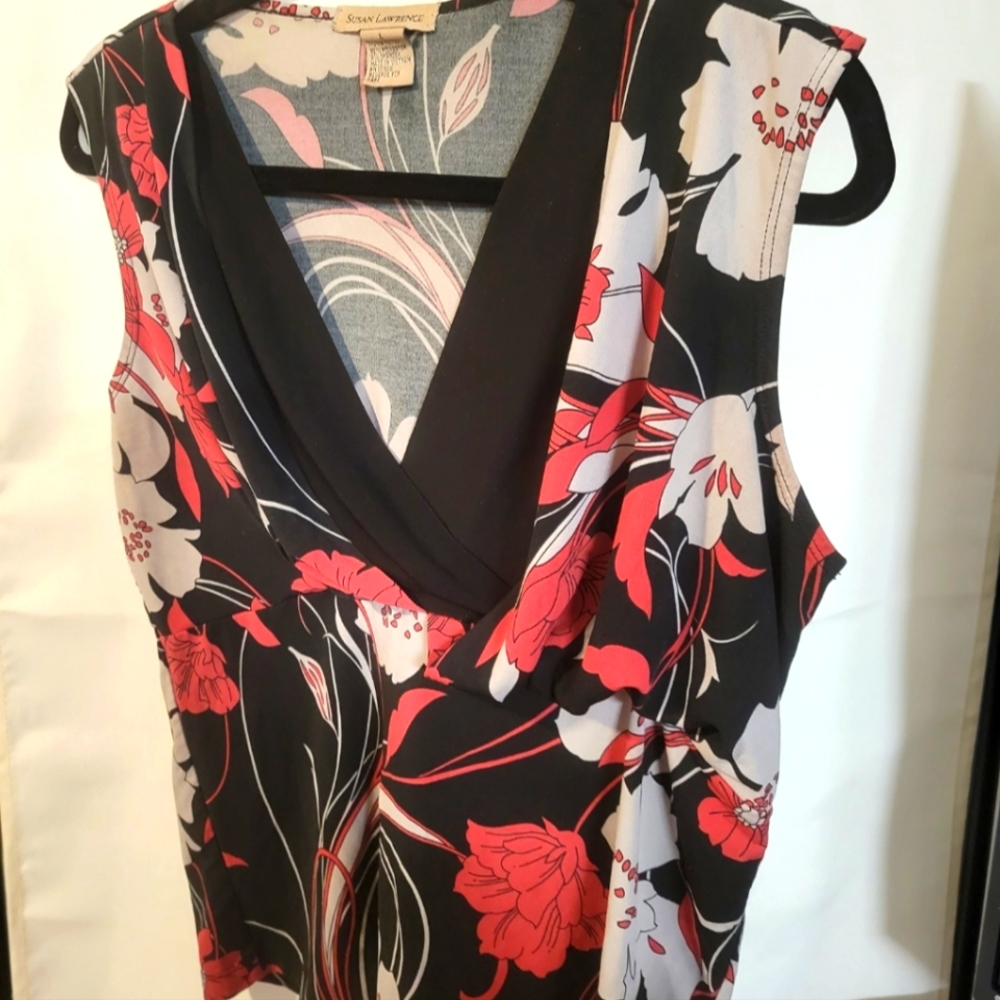 Susan Lawrence, large, black and red